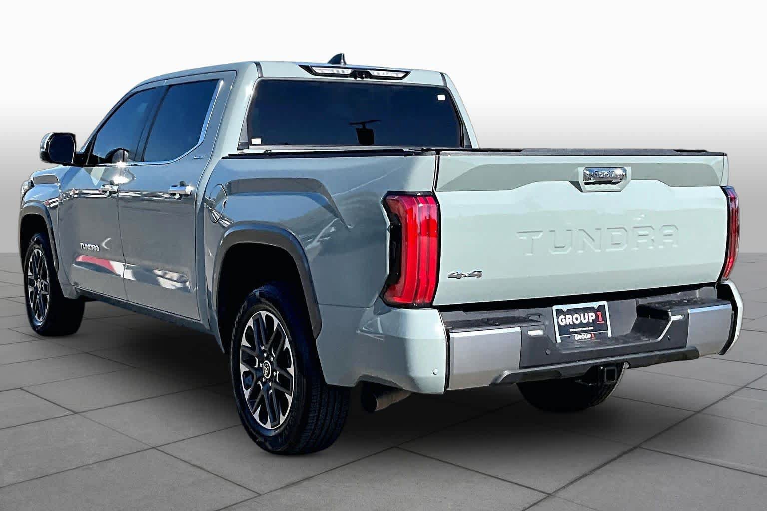 Used 2024 Toyota Tundra Limited AWD/4WD image 11