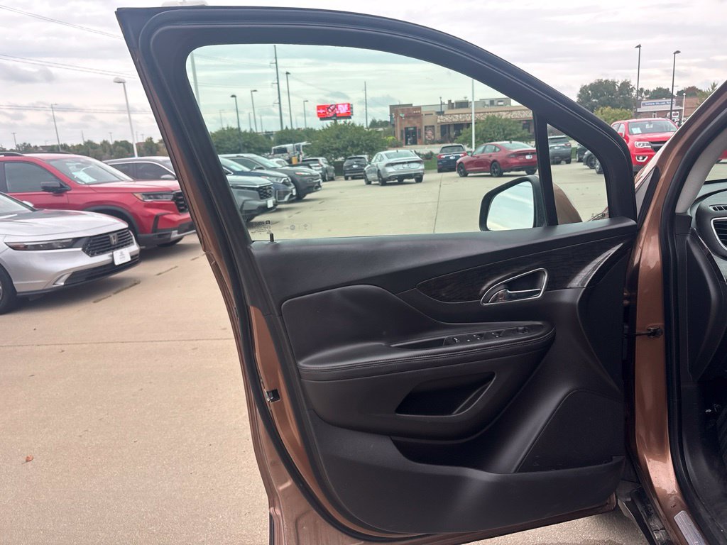Used 2016 Buick Encore FWD image 9