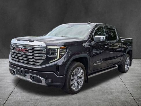 Used 2024 GMC Sierra 1500 Denali w/ Denali Reserve Package AWD/4WD image 9