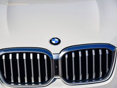 Used 2024 BMW X3 sDrive30i w/ Convenience Package image 13