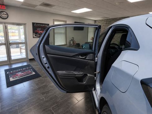 Used 2019 Honda Civic Sport image 19