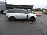 Used 2020 Land Rover Range Rover HSE image 3