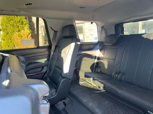 Used 2015 GMC Yukon SLT w/ HD Trailering Package image 41