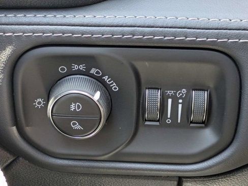 New 2026 RAM 3500 Limited AWD/4WD image 25
