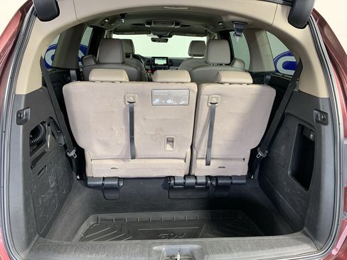 Used 2018 Honda Odyssey Touring image 32