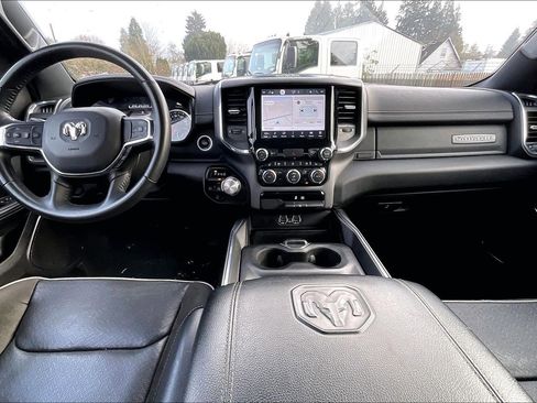 Used 2024 RAM 1500 Laramie image 14