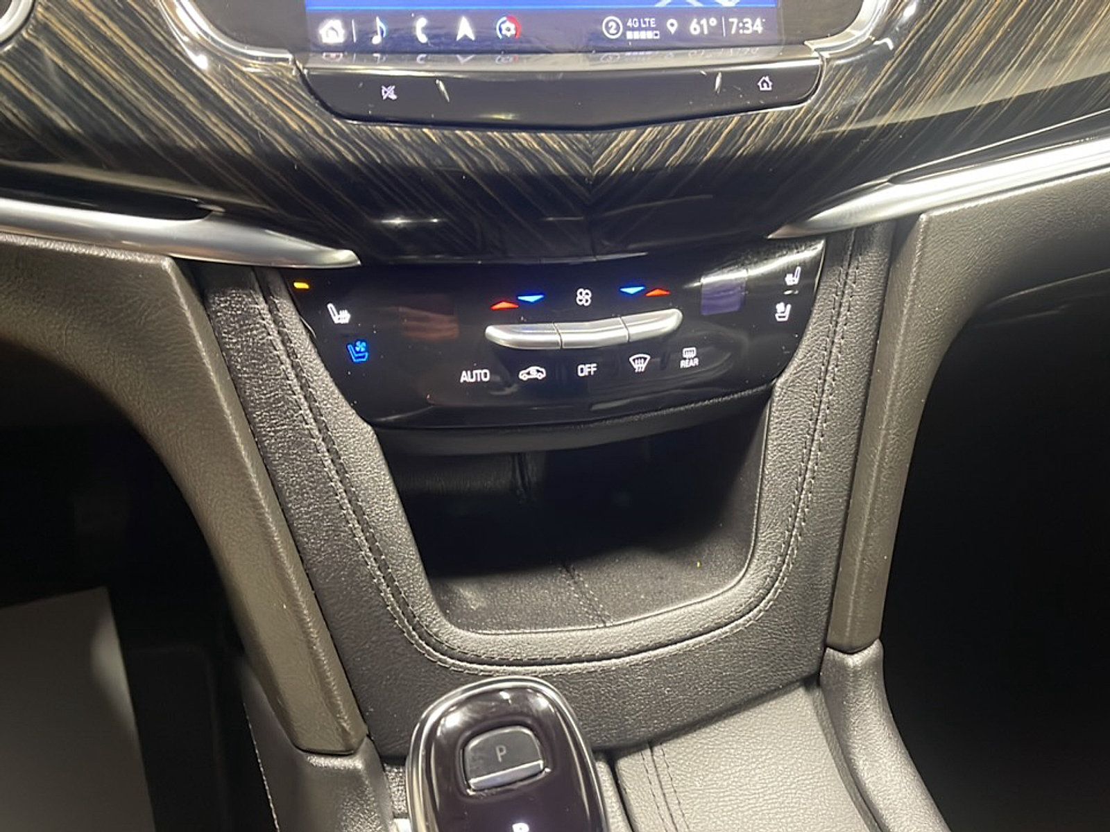 Used 2023 Cadillac XT6 Premium Luxury AWD/4WD image 11