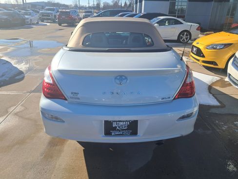 Used 2008 Toyota Solara SE image 4