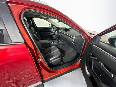 Used 2025 MAZDA CX-50 AWD 2.5 S w/ Premium Package image 32