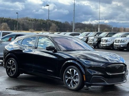 Used 2022 Ford Mustang Mach-E Premium image 41