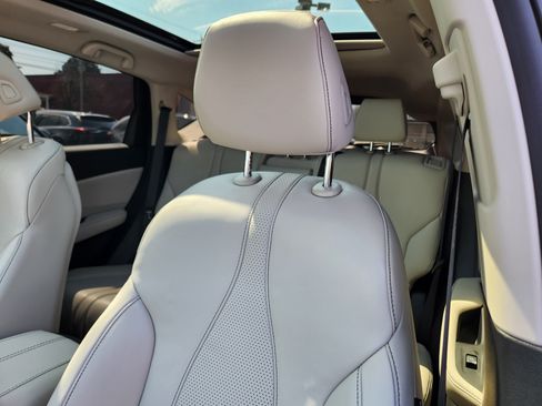 Used 2025 Acura RDX SH-AWD w/ Technology Package image 10