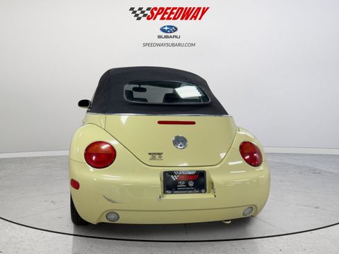 Used 2005 Volkswagen Beetle GLS image 8