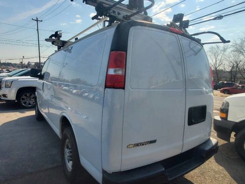 Used 2020 Chevrolet Express 2500 w/ Driver Convenience Package RWD image 3