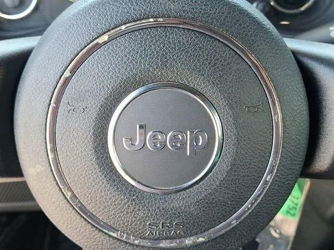Used 2018 Jeep Wrangler Unlimited Sport AWD/4WD image 20