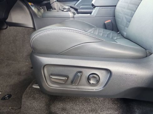 Used 2025 Toyota 4Runner TRD Off-Road Premium image 26