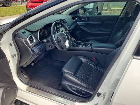 Used 2020 Nissan Maxima Platinum w/ Sport Mat Group FWD image 11