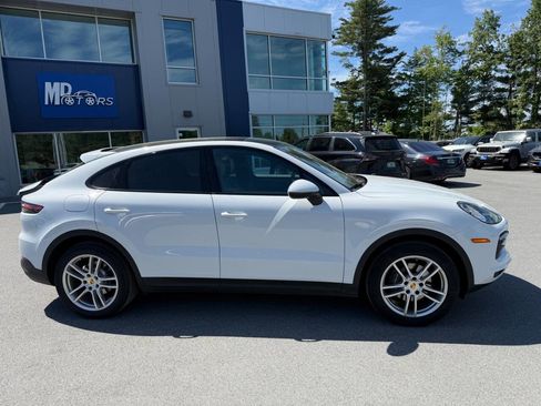 Used 2020 Porsche Cayenne AWD/4WD image 3