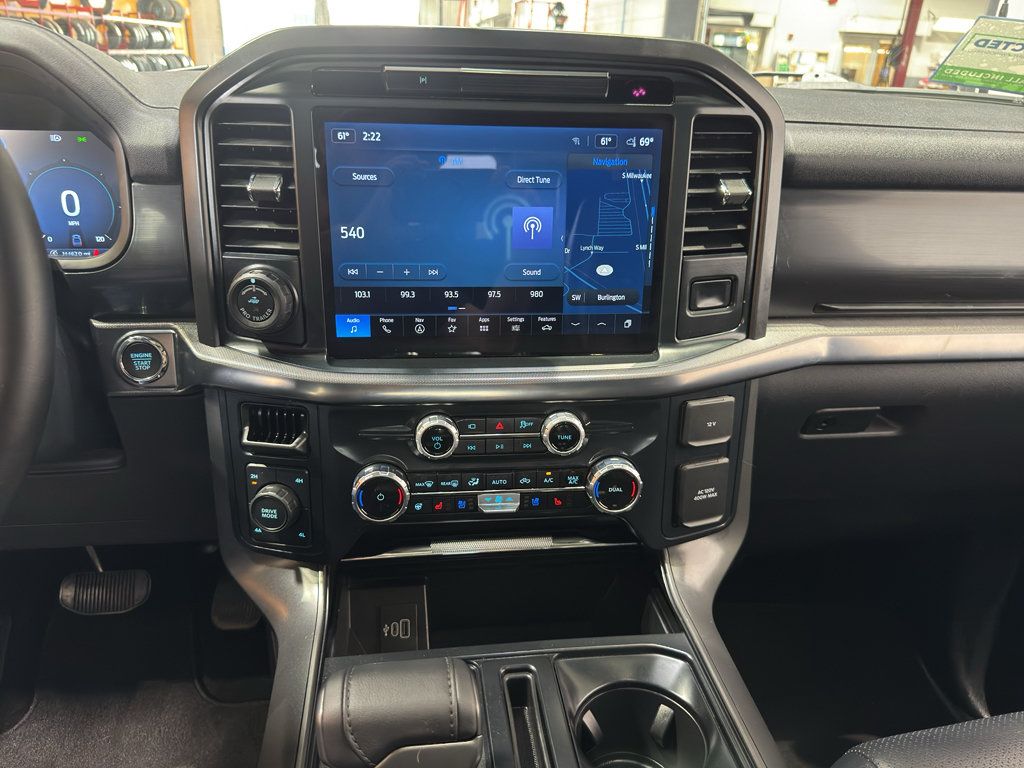Used 2025 Ford F150 Lariat AWD/4WD image 28