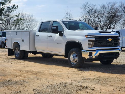 New 2026 Chevrolet Silverado 3500 W/T w/ WT Convenience Package image 2