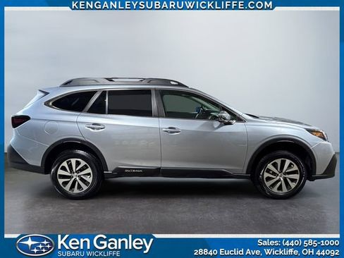Certified 2022 Subaru Outback Premium AWD/4WD image 6