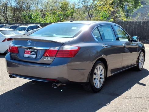 Used 2014 Honda Accord Touring image 4
