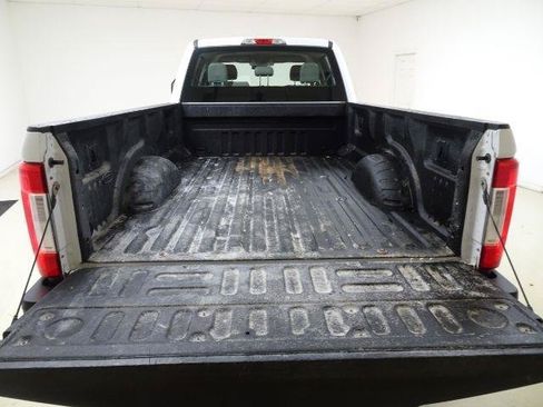 Used 2017 Ford F250 XL RWD image 13
