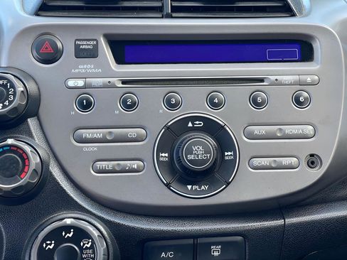 Used 2010 Honda Fit Sport image 20