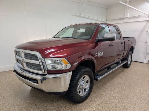 Used 2016 RAM 2500 ST w/ SXT Appearance Group AWD/4WD image 2