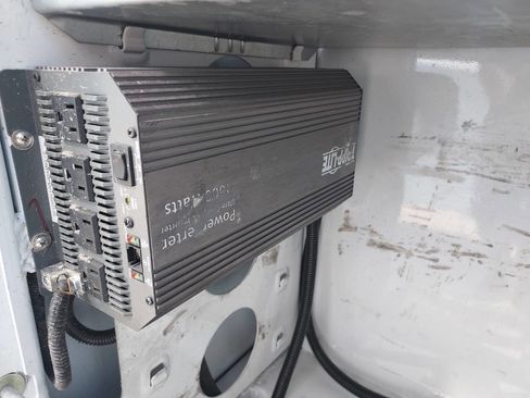 Used 2016 Ford E-350 and Econoline 350 Super Duty image 11