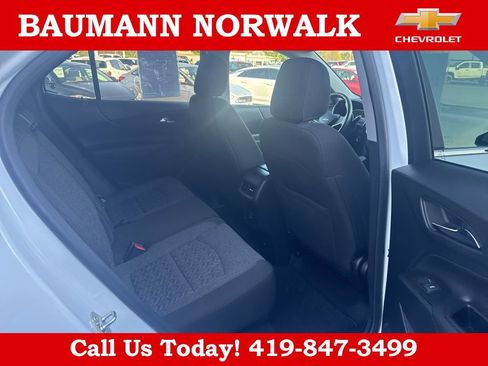 Used 2023 Chevrolet Equinox LT FWD image 27
