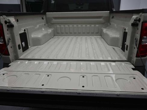 New 2025 Ford Maverick XL w/ Equipment Group 102A image 17