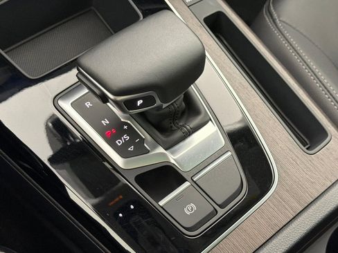 Used 2023 Audi Q5 2.0T Premium w/ Convenience Package image 20