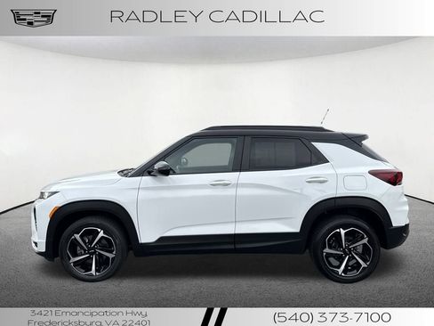 Used 2023 Chevrolet TrailBlazer RS w/ Convenience Package image 2