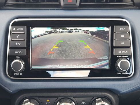 Used 2025 Nissan Versa SV image 13