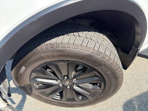 Used 2020 Ford F150 Lariat image 4