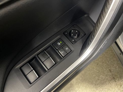 Used 2019 Toyota RAV4 XSE image 16