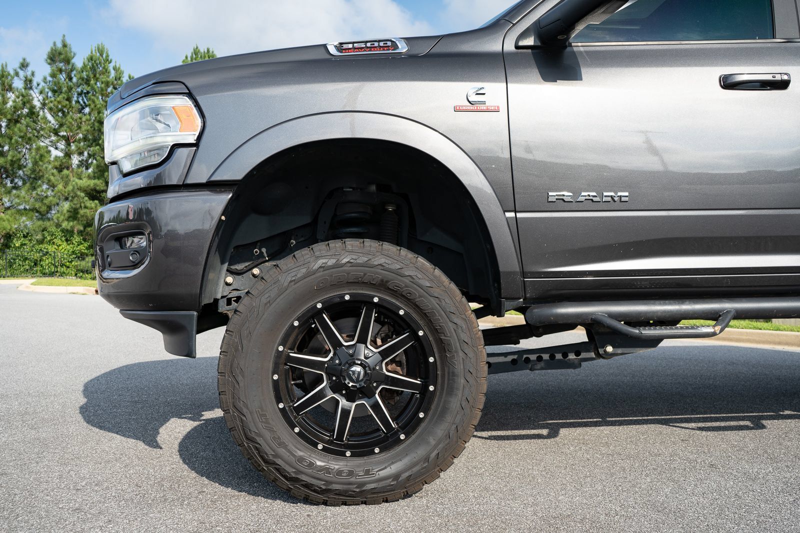 Used 2022 RAM 3500 Laramie AWD/4WD image 4