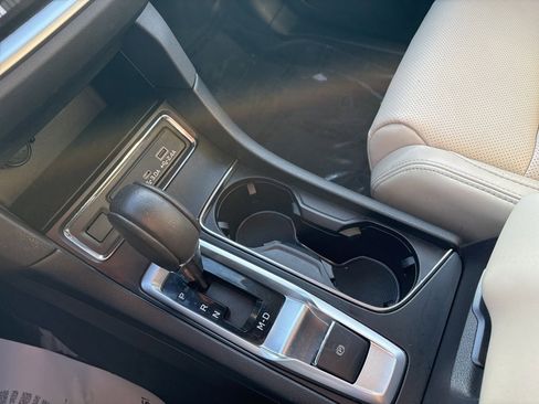 Used 2023 Subaru Ascent Limited image 18