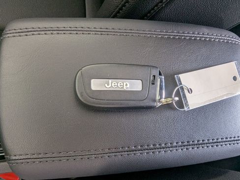 New 2026 Jeep Compass Limited w/ Sun, Sound & Navigation Group image 31