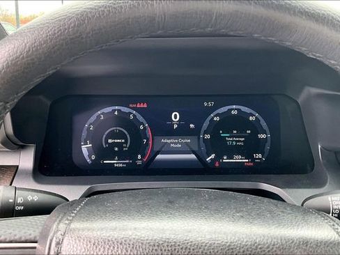 Used 2024 Toyota Tacoma Limited w/ Limited Package (LT) image 12