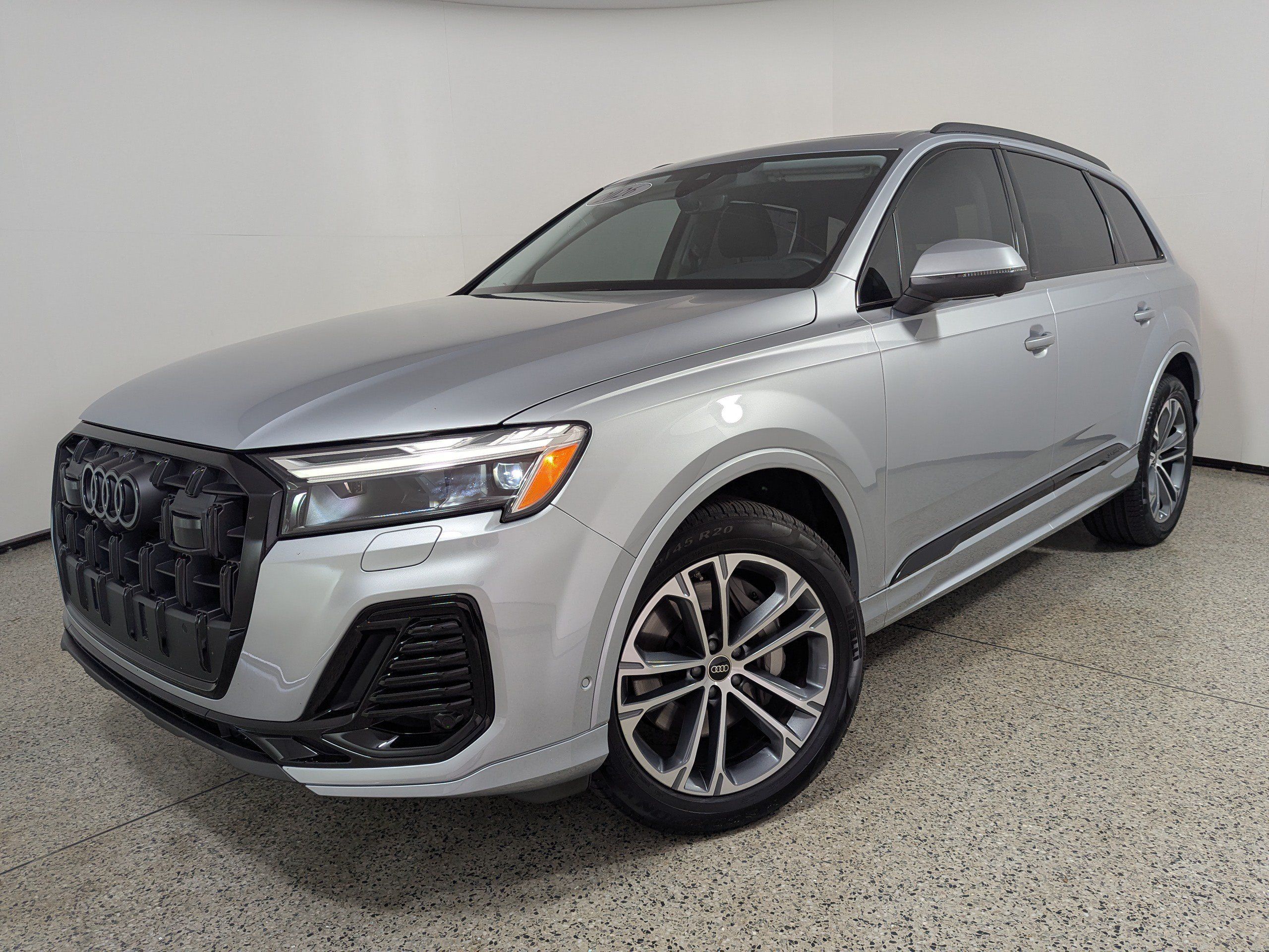 Certified 2026 Audi Q7 2.0T Premium Plus AWD/4WD image 23