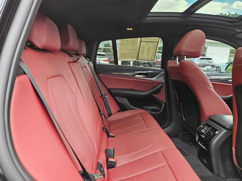 Used 2025 BMW X4 M40i w/ Premium Package image 15