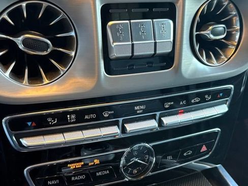 Used 2019 Mercedes-Benz G 550 w/ Exclusive Interior Package image 15