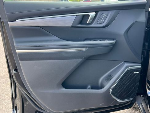 New 2026 Buick Enclave Preferred w/ Power Package image 14