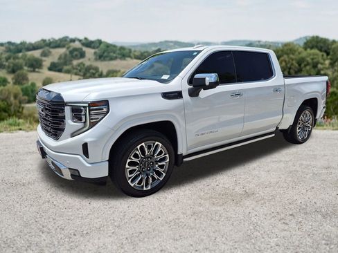 Used 2024 GMC Sierra 1500 Denali Ultimate AWD/4WD image 3