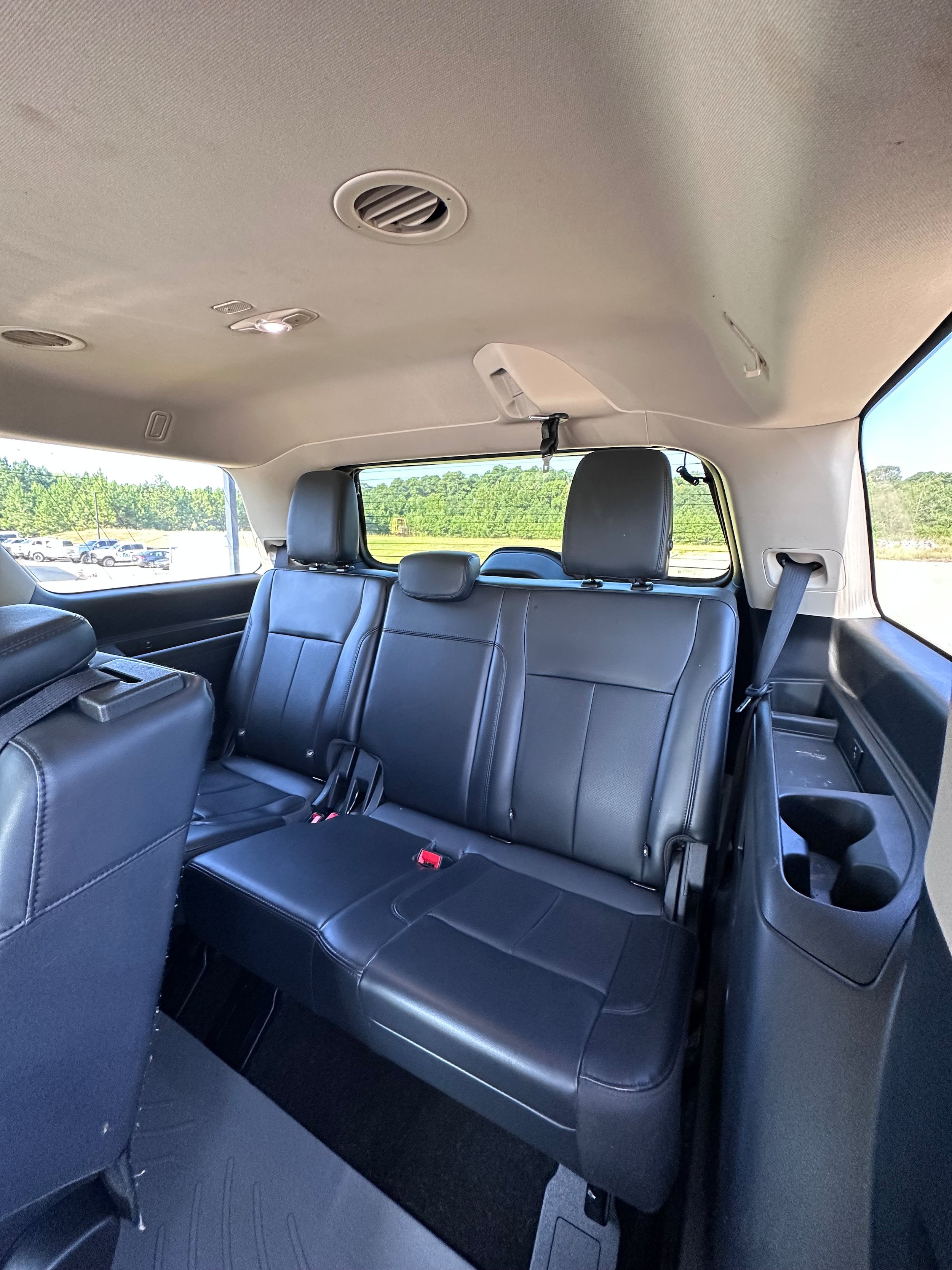 Used 2023 Ford Expedition XLT AWD/4WD image 19