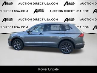 Used 2023 Volkswagen Tiguan SE w/ Panoramic Sunroof Package FWD video 3