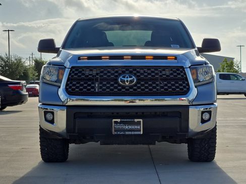 Used 2021 Toyota Tundra SR5 w/ SR5 Leather Package AWD/4WD image 8