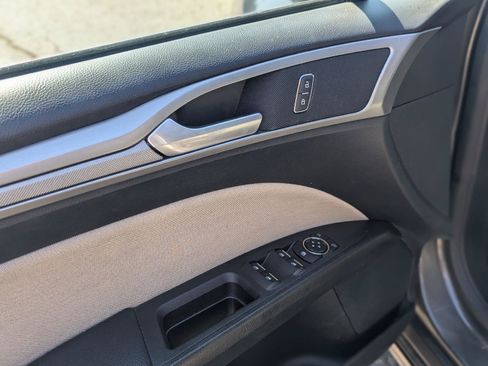 Used 2019 Ford Fusion S FWD image 25