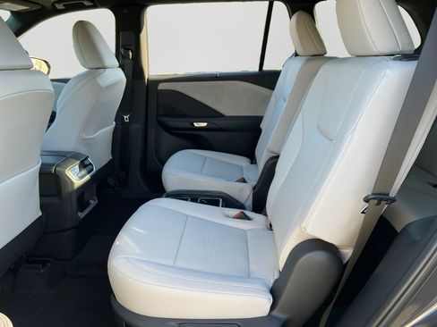 New 2026 Lexus TX 350 AWD image 9